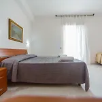 Casa Vacanze L'orizzonte Aparthotel Valderice