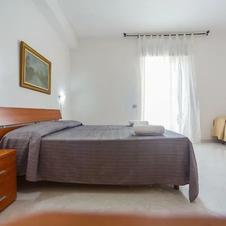 Casa Vacanze L'orizzonte Aparthotel Valderice