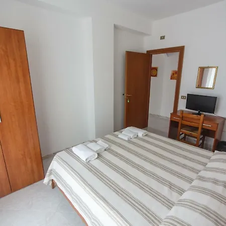 Casa Vacanze L'orizzonte Aparthotel *